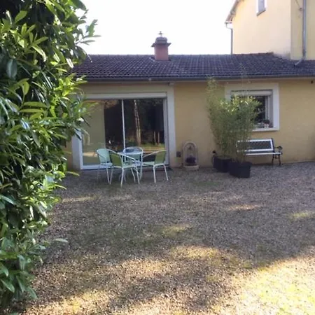 Entre Lyon Et Beaujolais 3* Chatillon (Rhone-Alps)